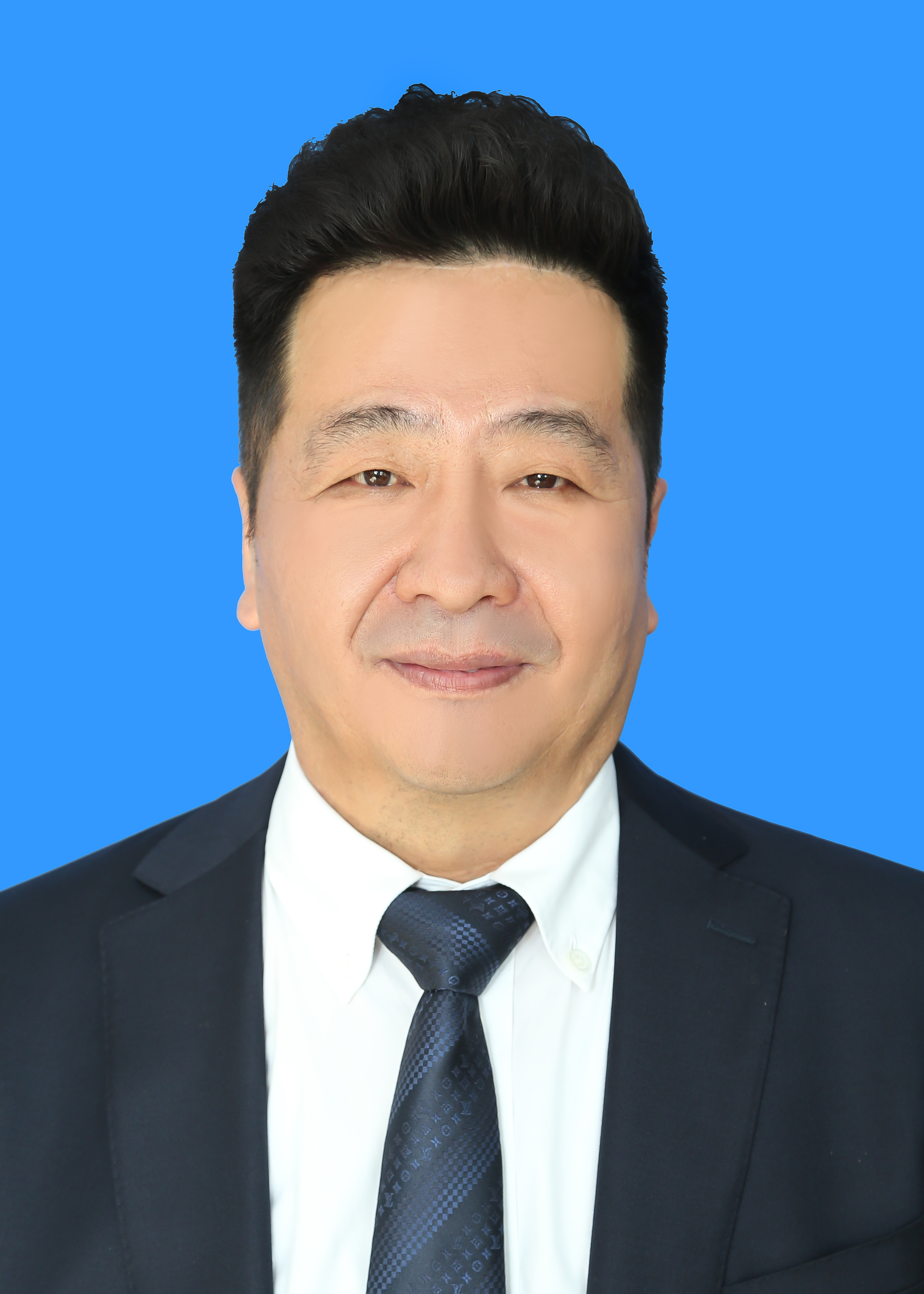 馬文義  集團(tuán)董事、董事長(zhǎng)、總經(jīng)理