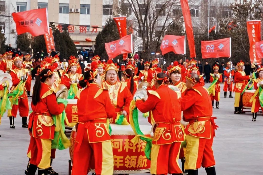 集團創(chuàng)業(yè)40周年威風鑼鼓隊表演